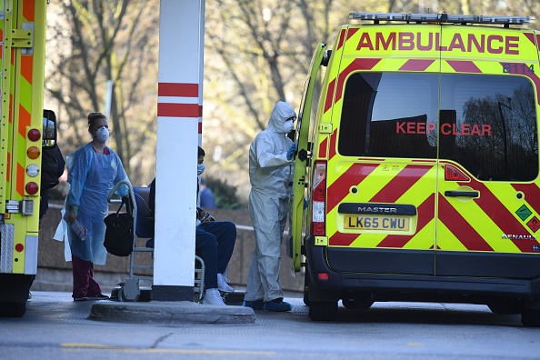 Personnel soignant britannique de l'hôpital St Thomas de Londres. (Photo : DANIEL LEAL-OLIVAS/AFP via Getty Images)