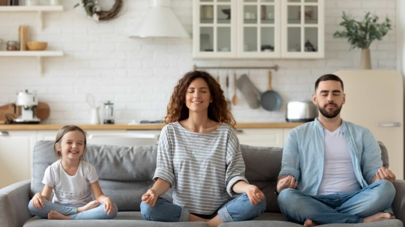 Le confinement vous rend anxieux ? Essayez de développer de nouvelles habitudes psychiques qui dureront toute votre vie. 
(fizkes/Shutterstock)