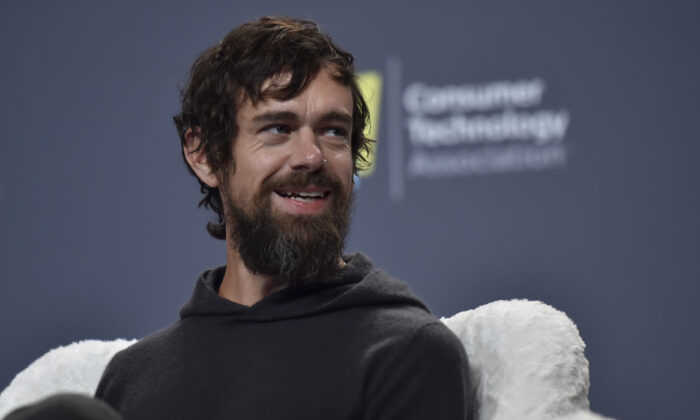 Jack Dorsey, PDG de Twitter, s'exprime lors d'un point de presse au CES 2019 à l'Aria Resort & Casino de Las Vegas, Nev. le 9 janvier 2019. (David Becker/Getty Images)