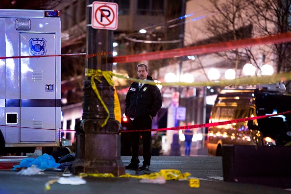 -Illustration- Bing Liu, 37 ans, retrouvé mort le week-end dernier à son domicile des environs de Pittsburgh, il travaillait comme chercheur-enseignant. Photo de Jason Redmond / AFP via Getty Images.