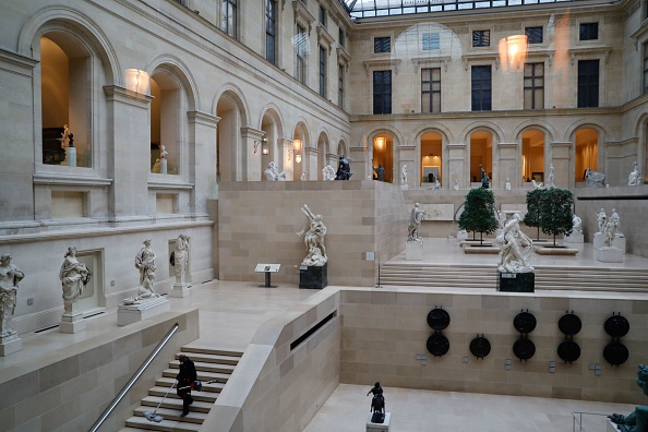 -Les Londoniens transmettent aux musées des objets symbolisant, pour eux, le confinement, et en France on pourra aussi archiver l’histoire du confinement. Photo de THOMAS SAMSON / AFP via Getty Images.