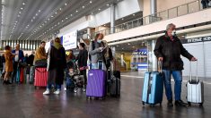 Ni quarantaine, ni traçage: à Roissy, des passagers déconcertés et inquiets