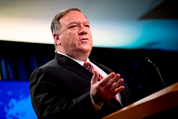 Mike Pompeo, le chef de la diplomatie américaine, a salué un investissement de 12 milliards de dollars en Arizona par le géant taïwanais des puces électroniques TSMC, grand fournisseur d'Apple. (Photo : ANDREW HARNIK/POOL/AFP via Getty Images)