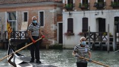 Les gondoles de retour sur les canaux de Venise, en attendant les touristes