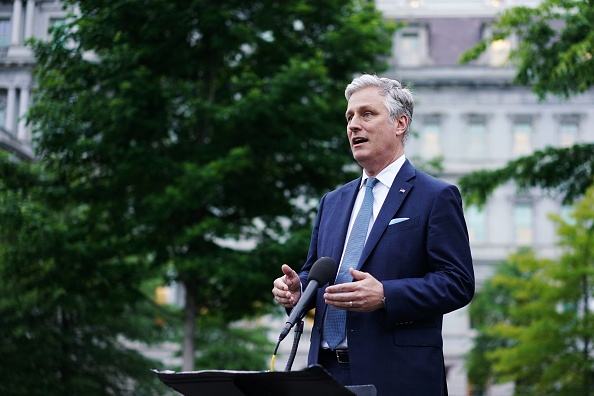 Le conseiller à la sécurité nationale, Robert O'Brien, s'adresse aux journalistes à l'extérieur de l'aile ouest de la Maison Blanche à Washington, DC, le 21 mai 2020.(Photo : MANDEL NGAN/AFP via Getty Images)