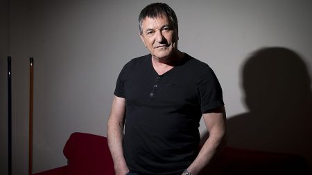 Pourquoi la candidature de Jean-Marie Bigard profiterait à Macron