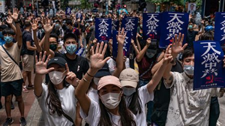 Pourquoi Pékin, en plein désespoir, veut retirer complètement la liberté à Hong Kong