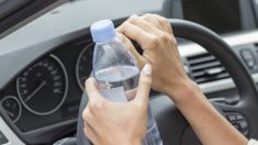 Les pompiers avertissent les gens de ne pas garder de flacons de gel hydroalcoolique dans les voitures