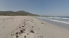 Espagne: un groupe d’étudiants se réunit pour faire la fête sur la plage, la police les oblige à nettoyer les lieux