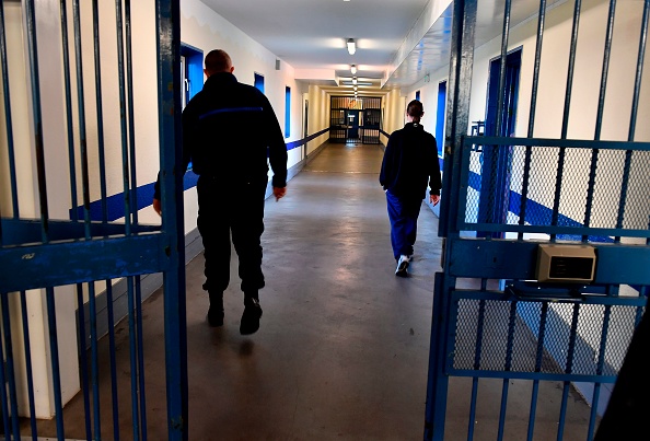 La mère du bébé a été mise en examen et placée en détention provisoire à la prison de Beauvais. (GEORGES GOBET/AFP via Getty Images)