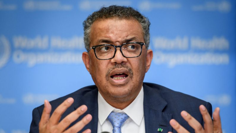 Tedros Adhanom Ghebreyesus, directeur général de l'Organisation mondiale de la santé (OMS), lors d'un point de presse quotidien sur le Covid-19 au siège de l'OMS à Genève le 2 mars 2020. (Fabrice Coffrini/AFP via Getty Images)