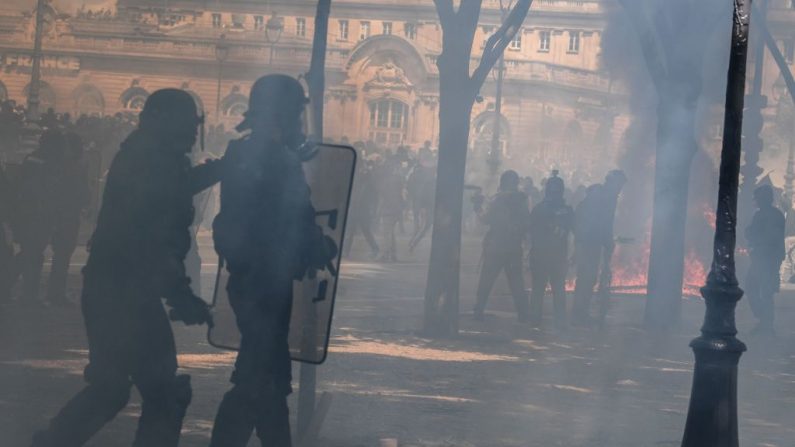 (ALAIN JOCARD/AFP via Getty Images)