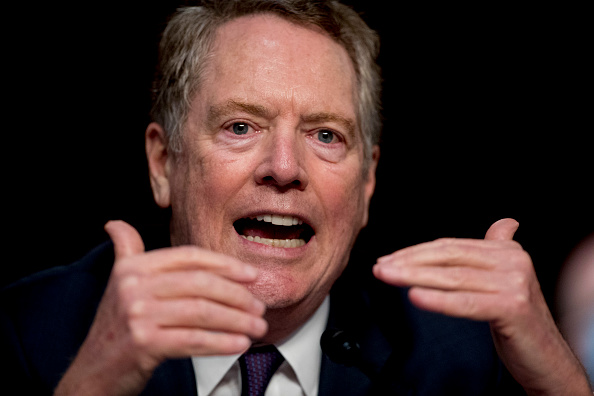 Le représentant américain au commerce, Robert Lighthizer, témoigne lors d'une audience du comité sénatorial des finances sur le programme de politique commerciale du président 2020, à Capitol Hill, le 17 juin 2020, à Washington, DC. (Photo :ANDREW HARNIK/POOL/AFP via Getty Images)