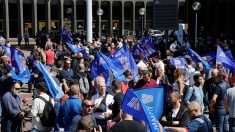 Seine-Saint-Denis : 200 policiers ont manifesté contre une fresque anti-violences policières