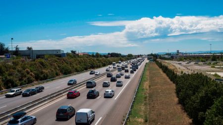 Une voiture a été filmée roulant à contre-sens sur l’autoroute A21 près de Lens