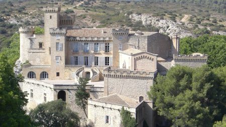 Aix-en-Provence : un nouveau parc touristique dédié au patrimoine et à la culture va ouvrir au château de La Barben