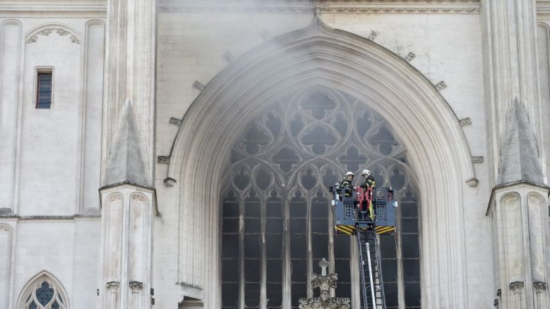 (SEBASTIEN SALOM-GOMIS/AFP via Getty Images)