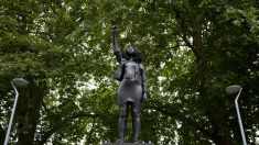 La statue d’une manifestante Black Lives Matter déboulonnée par la commune à Bristol