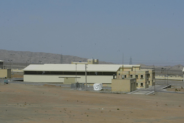 -Une vue générale montre la centrale nucléaire iranienne de Natanz, à 270 km au sud de Téhéran, qui a été sabotée le 2 juillet 2020. Photo HENGHAMEH FAHIMI / AFP via Getty Images.