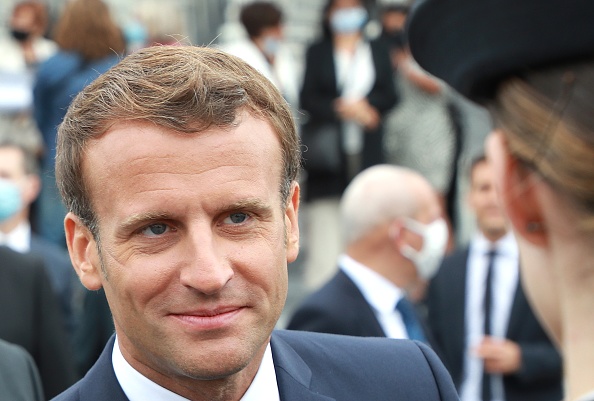 Emmanuel Macron pendant le défilé militaire du 14 juillet organisé sur la place de la Concorde le 14 juillet 2020. Crédit : LUDOVIC MARIN/POOL/AFP via Getty Images.