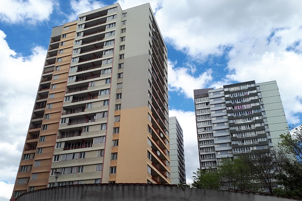 La famille de Nadia s’est vu proposer d’être relogée dans un appartement du quartier de la Capsulerie, à Bagnolet. Une zone connue pour être une plaque tournante du trafic de stupéfiants. Crédit : TIPHAINE LE LIBOUX/AFP via Getty Images.