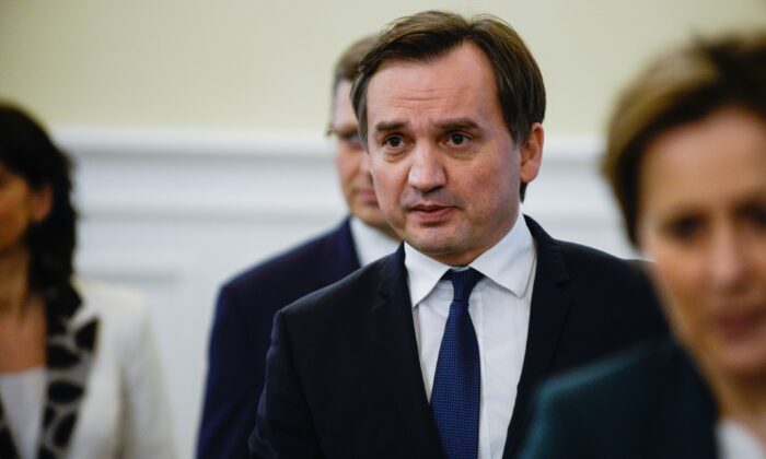 Zbigniew Ziobro, ministre polonais de la Justice, assiste à une réunion au ministère de la Justice, à Varsovie, en Pologne, le 28 janvier 2020. (Omar Marques/Getty Images)