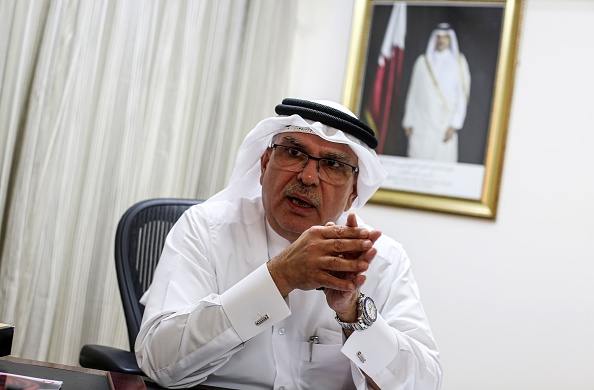 -L'envoyé qatari dans la bande de Gaza, Mohammed al-Emadi, dans son bureau à Gaza le 24, 2019. Photo par MAHMUD HAMS / AFP via Getty Images. 