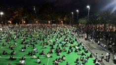 Hong Kong: 25 militants inculpés pour avoir participé à une veillée interdite en souvenir de Tiananmen