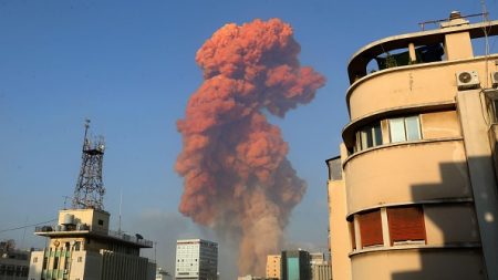 Vidéo – Explosions à Beyrouth : plus de 100 personnes décédées et plus de 4 000 autres blessées