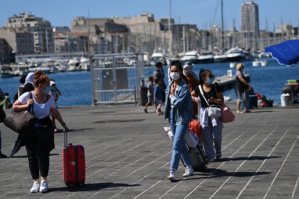 Sur le Vieux-Port le 26 août 2020. (Photo CHRISTOPHE SIMON/AFP via Getty Images)