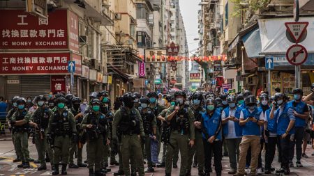 Hong Kong interdit toute manifestation le 1er octobre