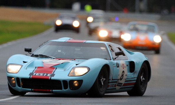 Voiture mythique, la Ford GT40 a remporté les 24 Heures du Mans quatre fois d'affilée entre 1966 et 1969. Photo d'illustration. Crédit : JEAN-FRANCOIS MONIER/AFP/GettyImages)