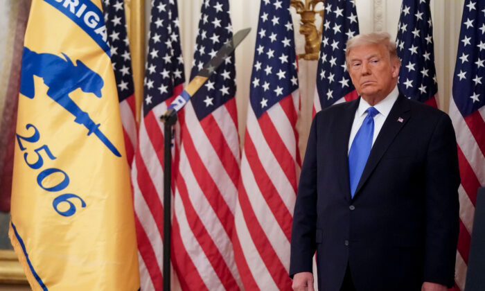 Le président américain Donald Trump prononce un discours à la Maison-Blanche à Washington, le 23 septembre 2020. (Joshua Roberts/Getty Images)