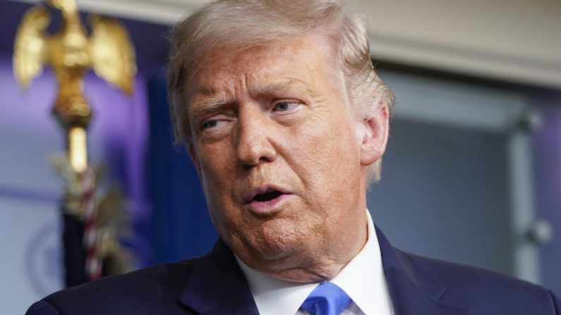 Le président américain Donald Trump s'exprime lors d'une conférence de presse dans la salle de briefing de la Maison-Blanche à Washington le 23 septembre 2020. (Joshua Roberts/Getty Images)
