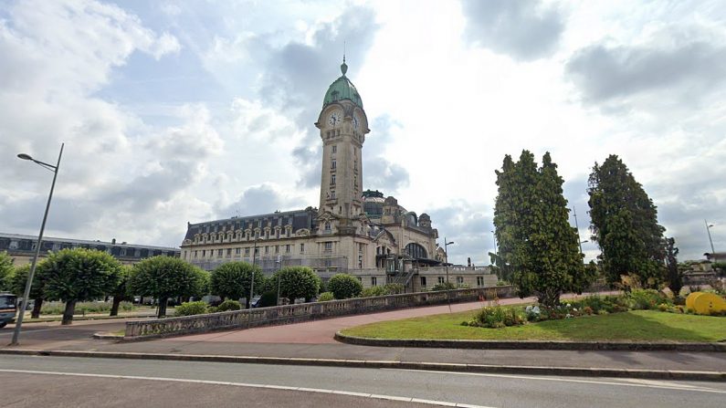 Campanile de la gare de Limoges - Google maps