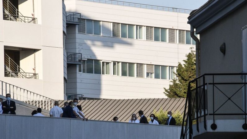 Hôpital spécialisé dans les maladies infectieuses IHU à Marseille  (ANNE-CHRISTINE POUJOULAT/AFP via Getty Images)