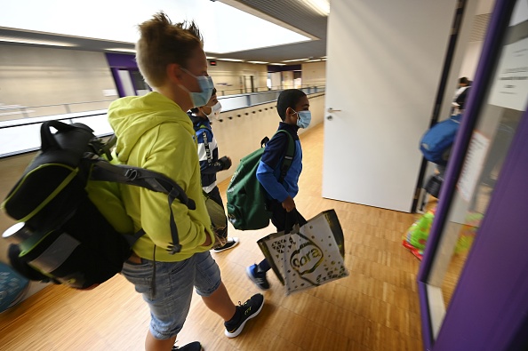 La rentrée des classes du lundi 2 novembre sera maintenue à l'heure habituelle. (Photo : FREDERICK FLORIN/AFP via Getty Images)