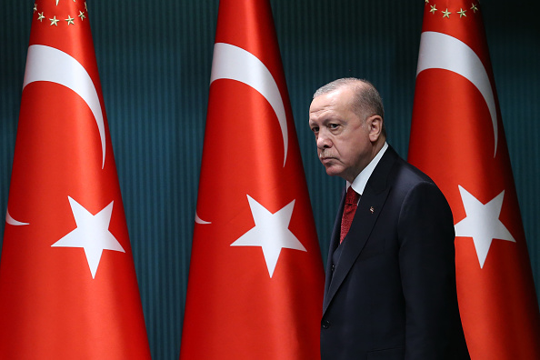 "Quel problème a l'individu nommé Macron avec l'Islam et avec les musulmans ?", s'est interrogé le président turc Recep Tayyip Erdogan. (Photo : ADEM ALTAN/AFP via Getty Images)