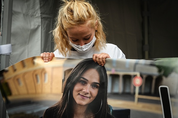 Le suspect interpellé mardi dans l'enquête sur la mort de la jeune Victorine Dartois en Isère a été mis en examen jeudi pour meurtre précédé d'une tentative de viol. (Photo JEAN-PHILIPPE KSIAZEK/AFP via Getty Images)