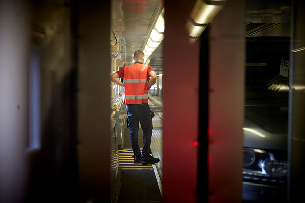 Le groupe Getlink, exploitant du tunnel sous la Manche, a placé l'ensemble de son personnel en activité partielle. (Photo : Kiran Ridley/Getty Images)