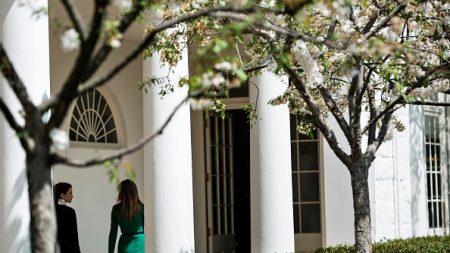 Confusion sur les déplacements de Trump au sein de la Maison Blanche