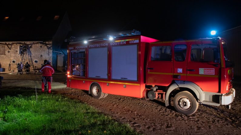 Au terme d’une intervention longue et périlleuse, les unités spécialisées des sapeurs-pompiers de l’Oise mobilisées sur les lieux du drame ont découvert le corps sans vie de l’exploitant agricole parmi les décombres. Crédit : Aurélien Dheilly, SDIS 60. 