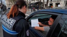 Des automobilistes contrôlés par des policiers sur la musique des Bisounours (vidéo)