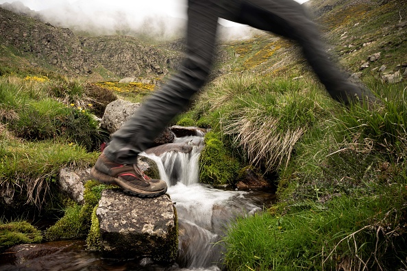 Pour bien des Français, la règle « un kilomètre/ une heure » signifie qu'ils n'ont pas accès à la nature. (LIONEL BONAVENTURE/AFP via Getty Images)