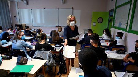 « Nous avons atteint les limites », appel national à une « grève sanitaire » des profs mardi