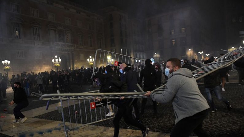 (JOSEP LAGO/AFP via Getty Images)