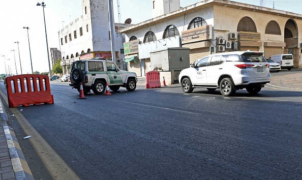 Attentat explosif dans un cimetière non musulman dans la ville saoudienne de Djeddah lors d'une commémoration  du 11 novembre 1018, à laquelle assistaient des diplomates européens. (Photo : -/AFP via Getty Images)