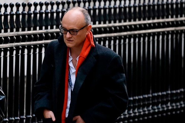 Le conseiller spécial numéro 10, Dominic Cummings, arrive à Downing Street à Londres le 13 novembre 2020. (Photo : TOLGA AKMEN/AFP via Getty Images)