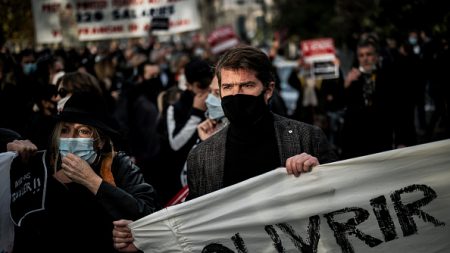 Hautes-Alpes : « Nous ouvrirons le 1er décembre quoiqu’il arrive », annonce un collectif de commerçants