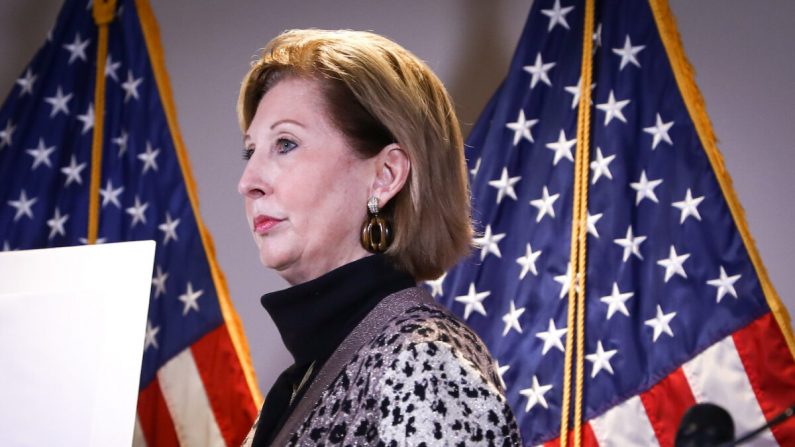 Sidney Powell, avocate de l'équipe de la campagne de Donald Trump, donne une conférence de presse au siège du Comité national républicain à Washington le 19 novembre 2020. (Charlotte Cuthbertson/The Epoch Times)